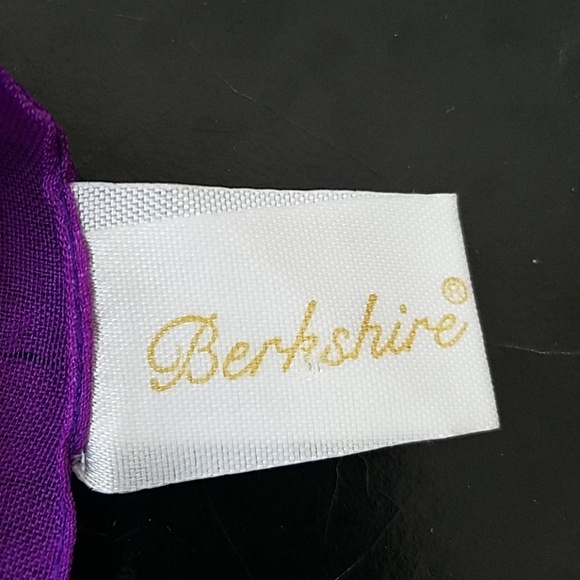 Vintage Berkshire Floral Scarf - Picture 2 of 5